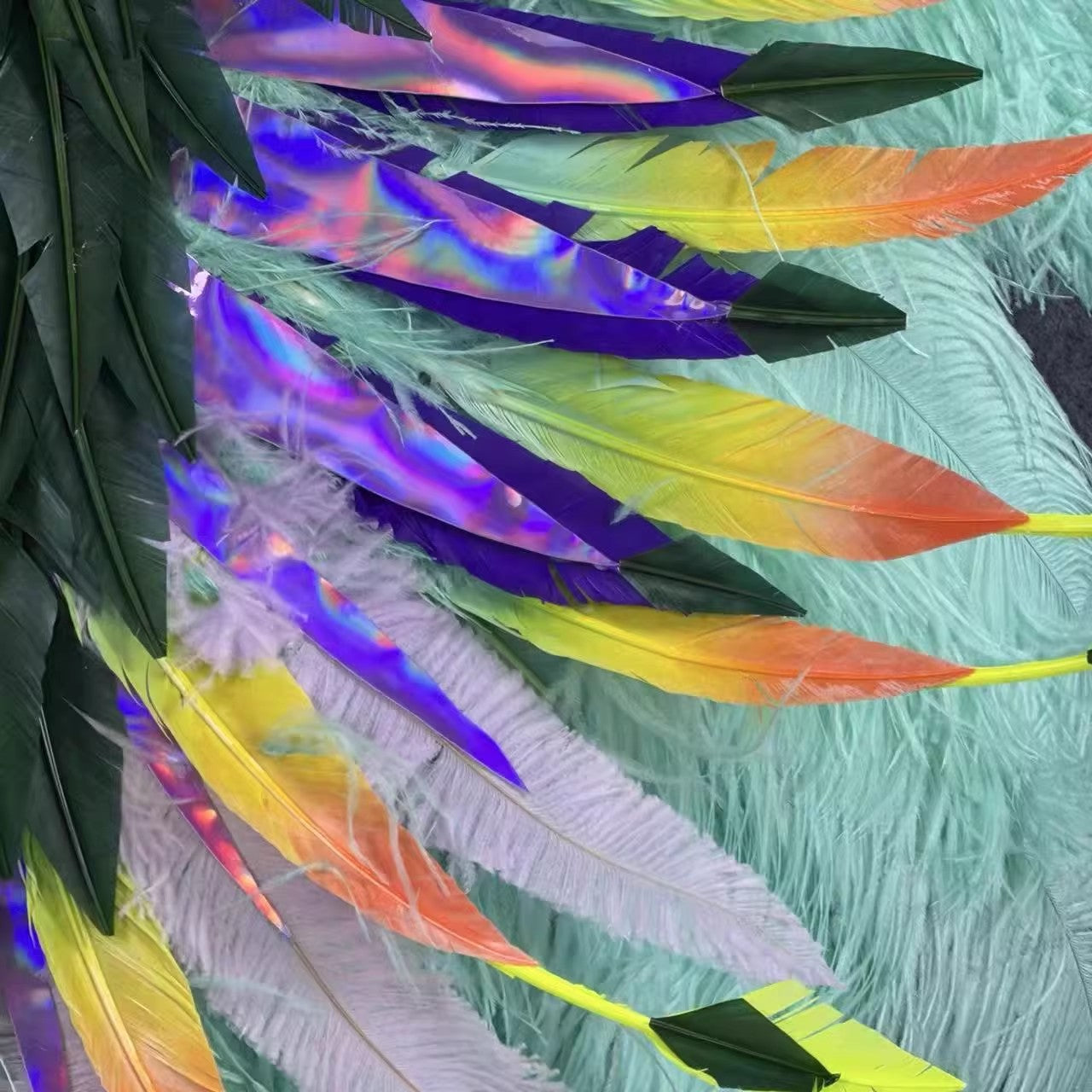 Custom Oversized Ostrich Feather Wings, Performance Props for Amusement Park Parade & Carnival Show