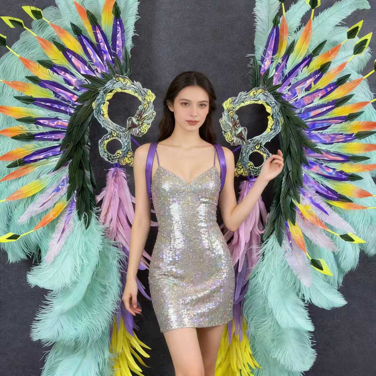 Custom Oversized Ostrich Feather Wings, Performance Props for Amusement Park Parade & Carnival Show