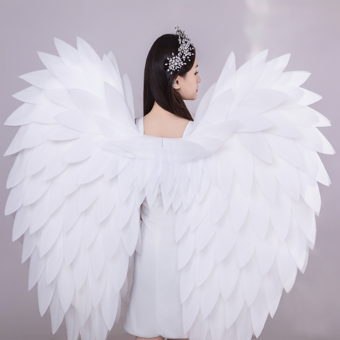 Handmade white foam angel wings, used for maternity photography and role - playing activities